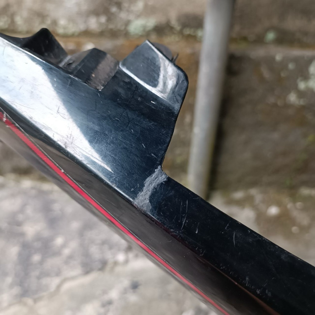 cover body belakang KANAN CB verza 150 original cabutan motor