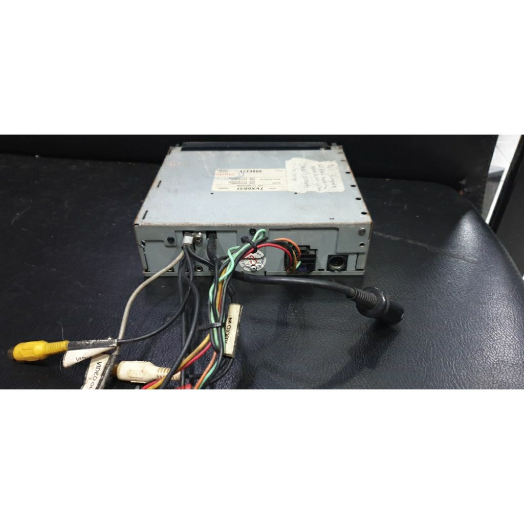 TV Indash mobil Clarion 6.5 inch TVX6651 kondisi nyala layar blank