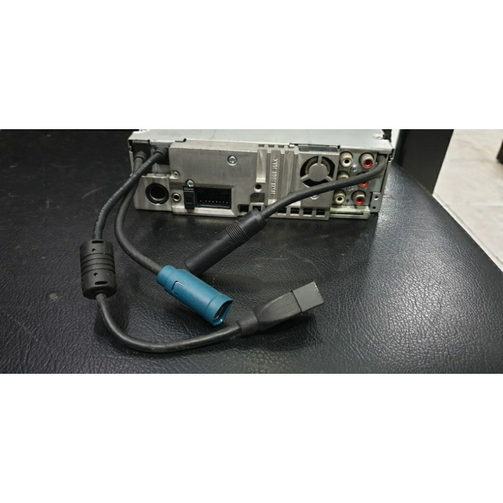 Body main unit Single din head unit Alpine CDA9886