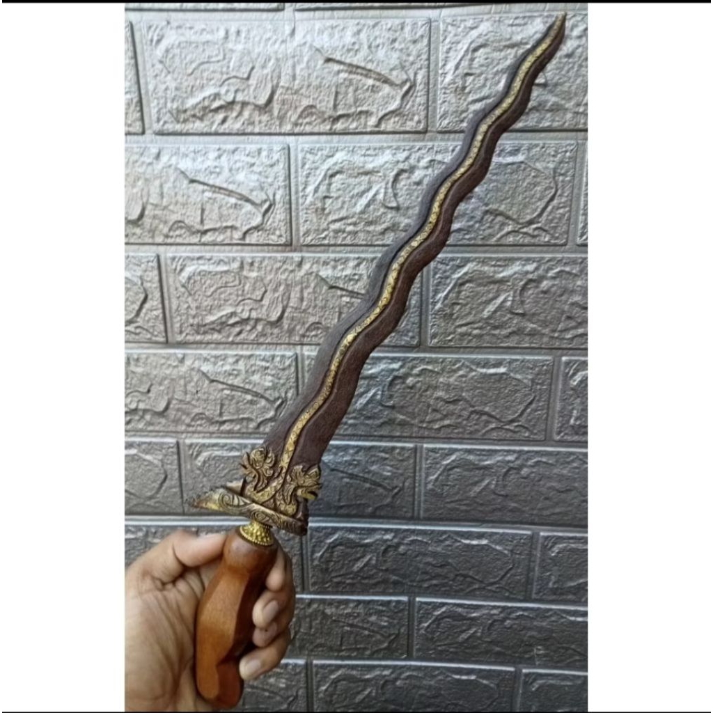 Keris Kyai Nogo Kembar
