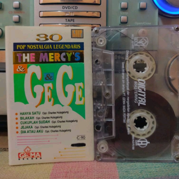 Kaset pita The Mercy's Nostalgia legendaris