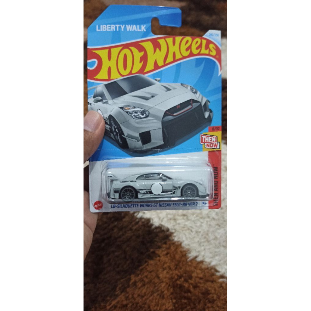 hotwheels liberty walk nissan 35gtr