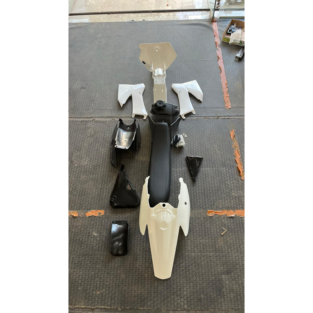 BODY SET KLX 85 OLD BODI SET MOTOR CROS KTM 85 LAMA BODI SET KTM 85 VINTAGE BODY FULL SET KTM 85 VIN