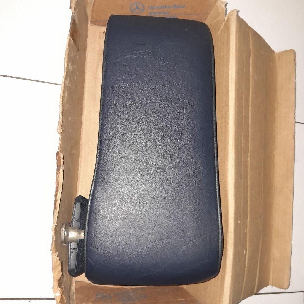Arm rest mercedes-benz w124