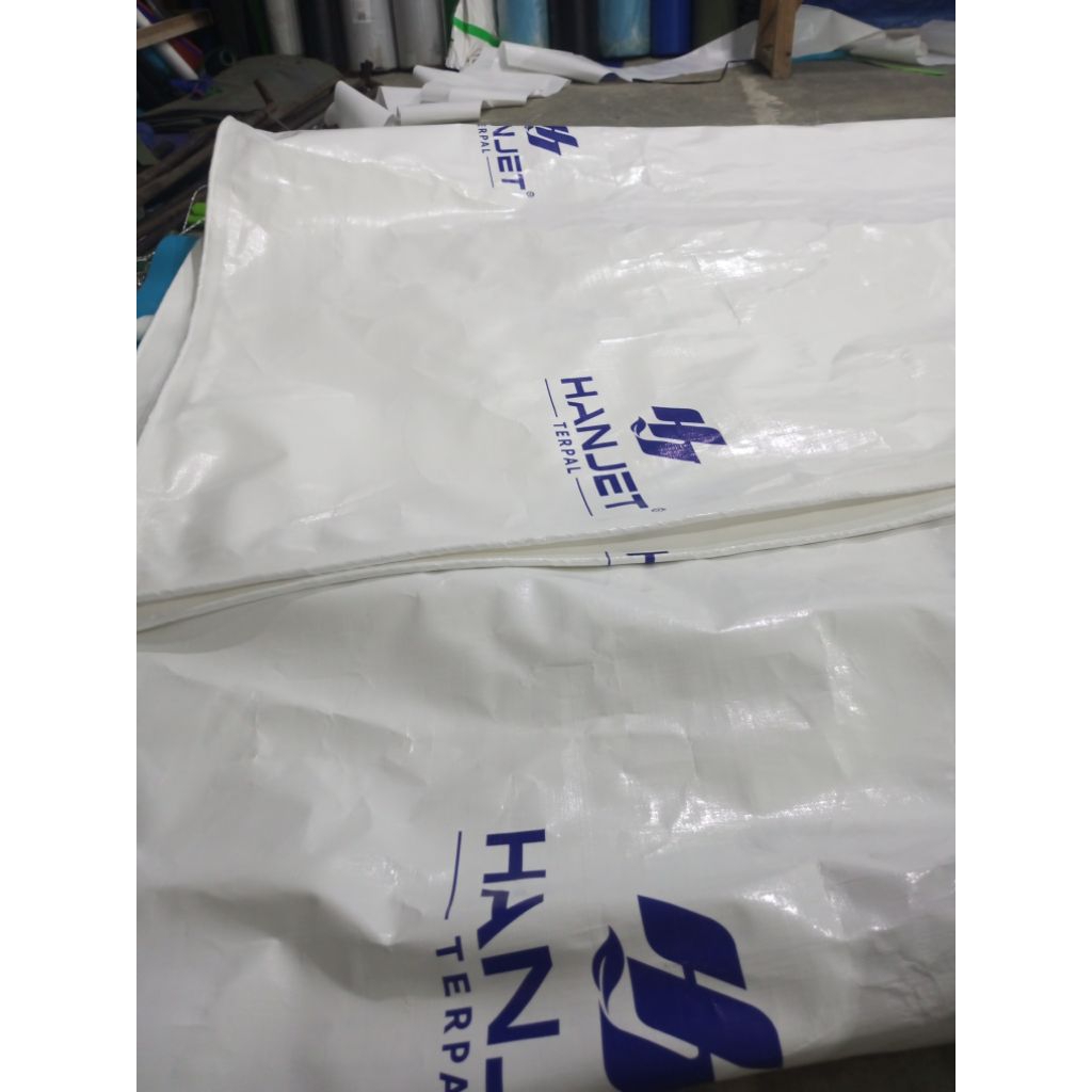 terpal A12 putih ukuran 2x3