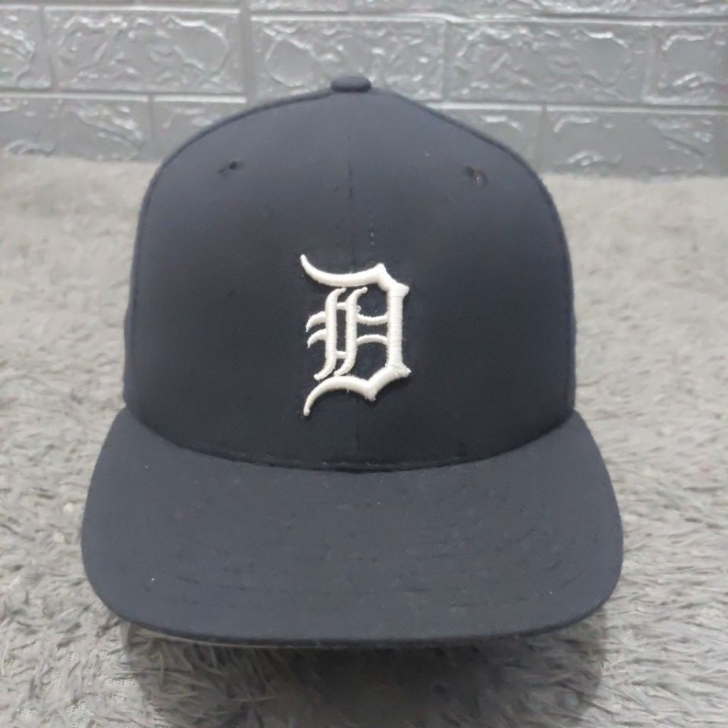 Topi Detroit Tiger New era diamond