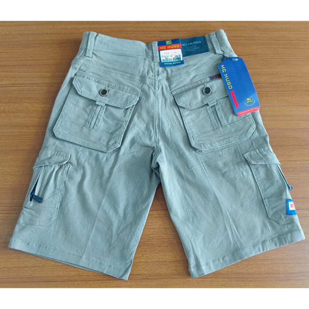 Celana pendek Cargo MC HUGO