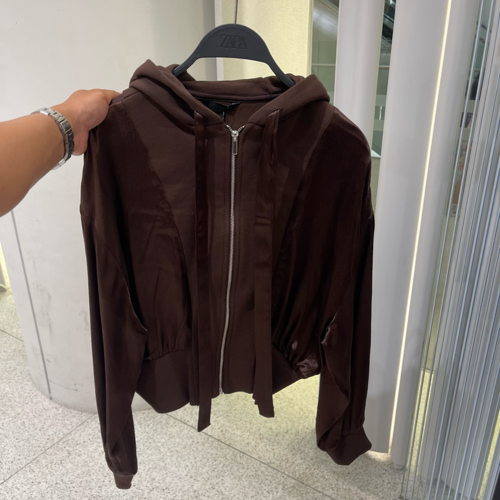 Hoodie Zipper Satin ZARA Women jastip (jasa titip)