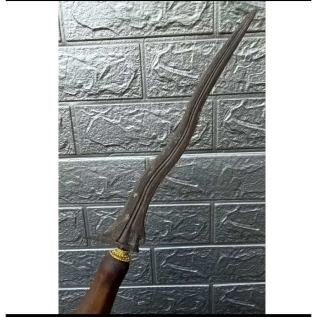 Keris Jangkung Segoro Winotan