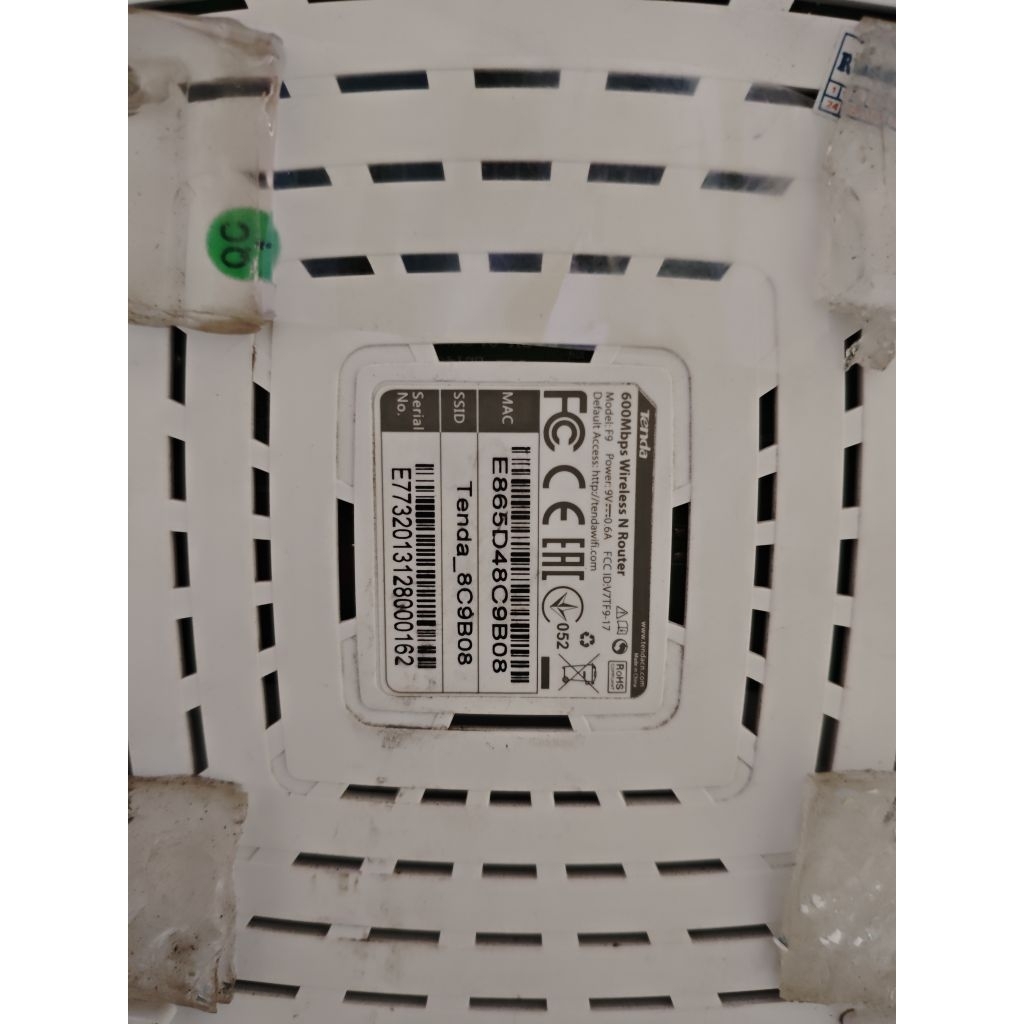 Tenda F9 Bekas + Adaptor