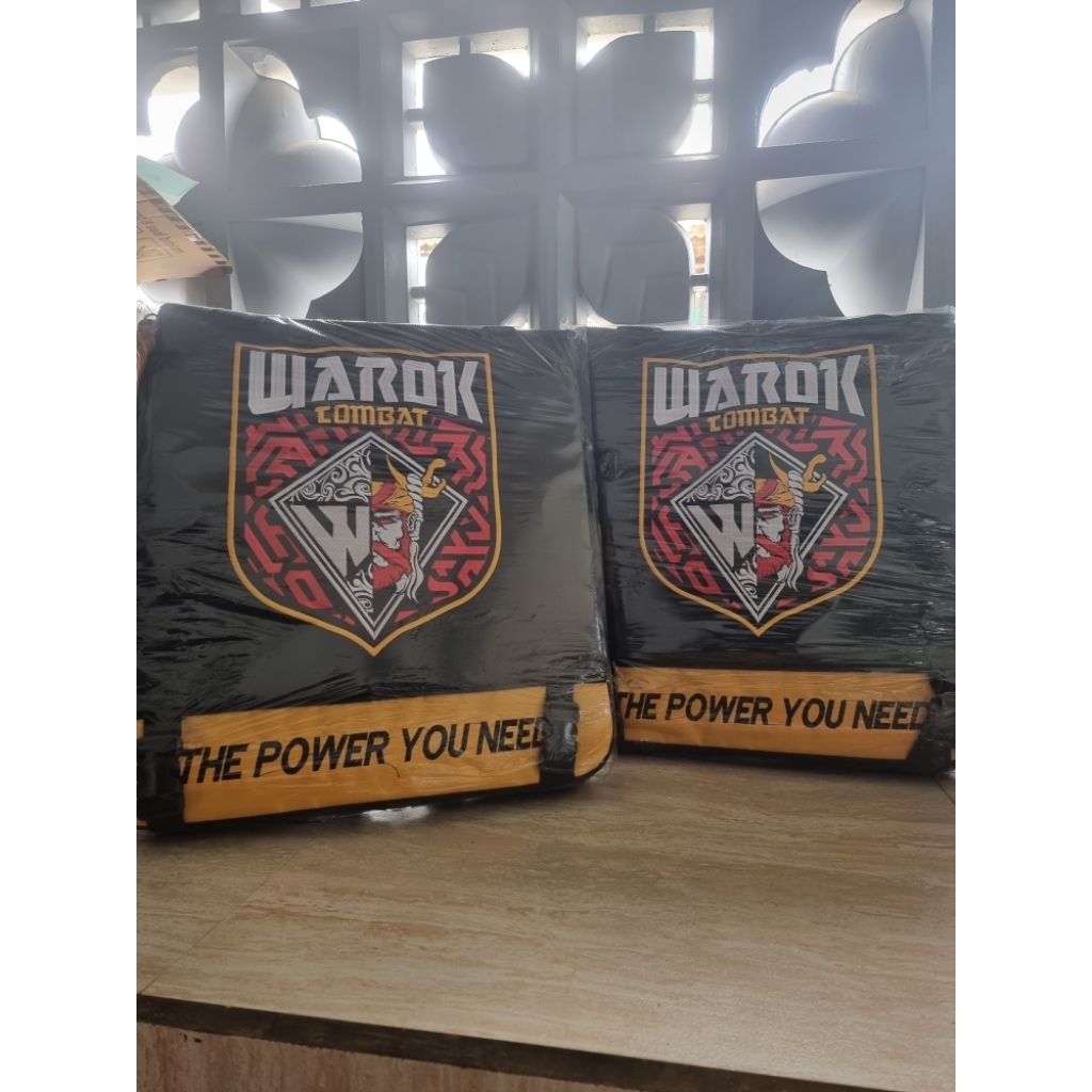 tas layangan warok lambang warok warna kuning by warok