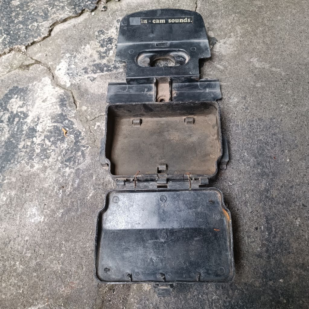 toolkit tool box tempat kunci honda astrea prima star original copotan motor