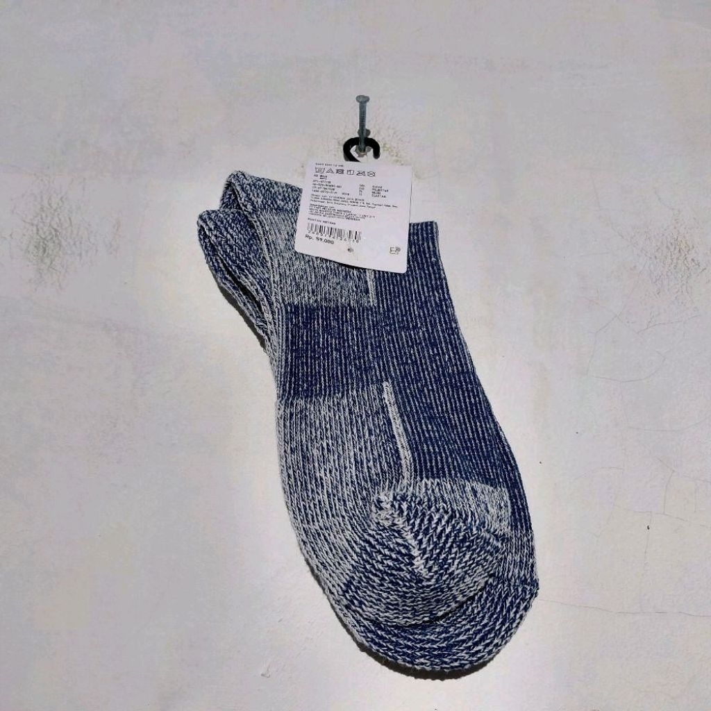 UNIQLO KAOS KAKI 1/2 68 BLUE TEBAL BARU ASLI ORIGINAL