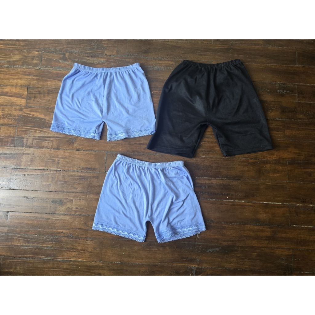 tiga short anak tk baru