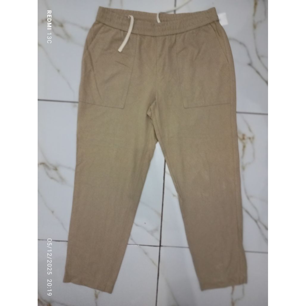 preloved celana panjang pria uniqlo new