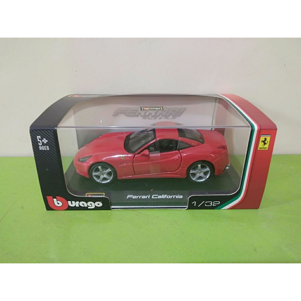 Diecast Burago 1:32 Ferrari California