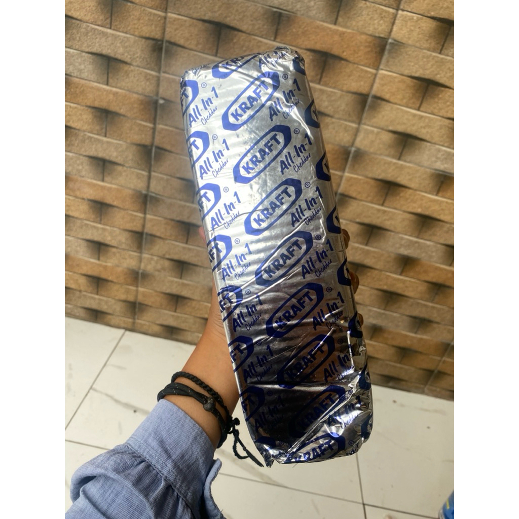 Keju Kraft Cheddar -+1kg Potongan