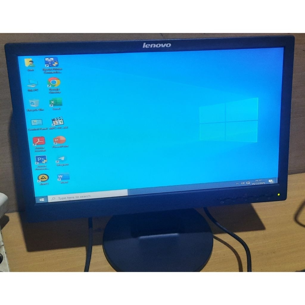 LAYAR MONITOR LENOVO 19INCH