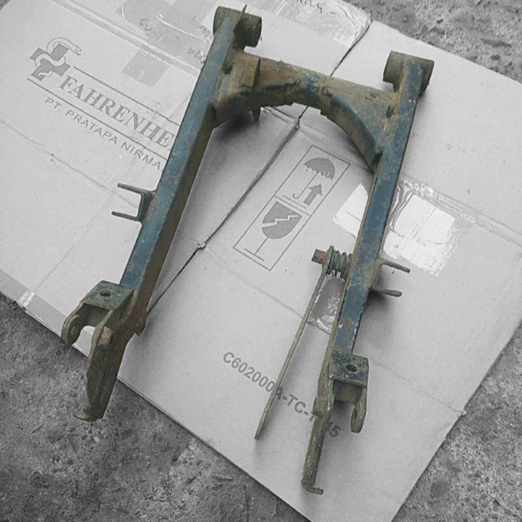 swing arm yamaha alfa original lepasan