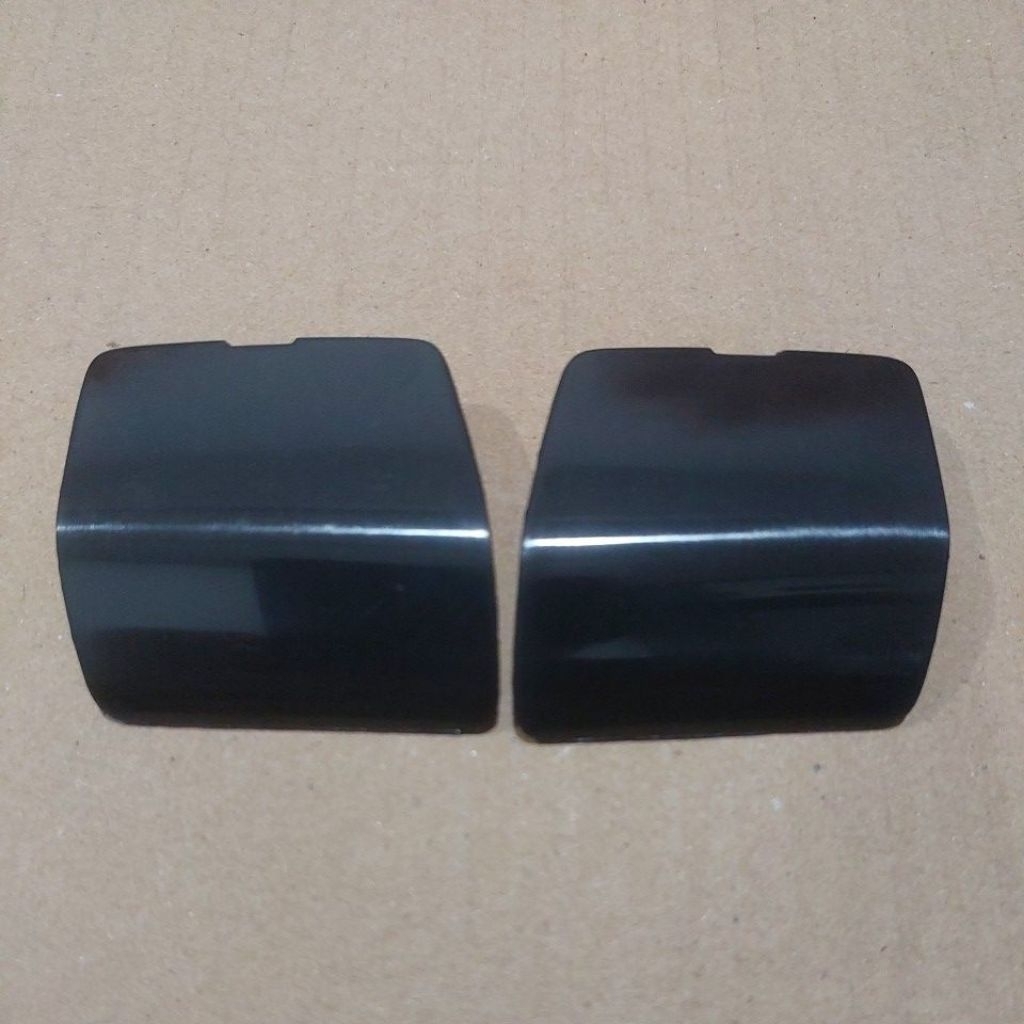 Cover Tutup Lubang Baut Spoiler Jazz GE8 2008-2013 Kanan Original