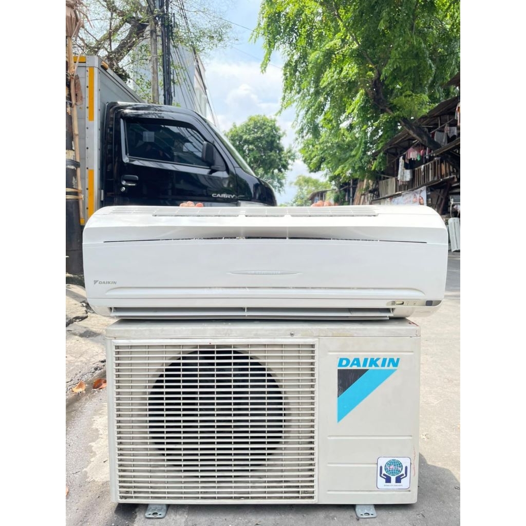 AC Daikin Thailand 1 PK  R 410 SECOND free ongkir se-jabotabek