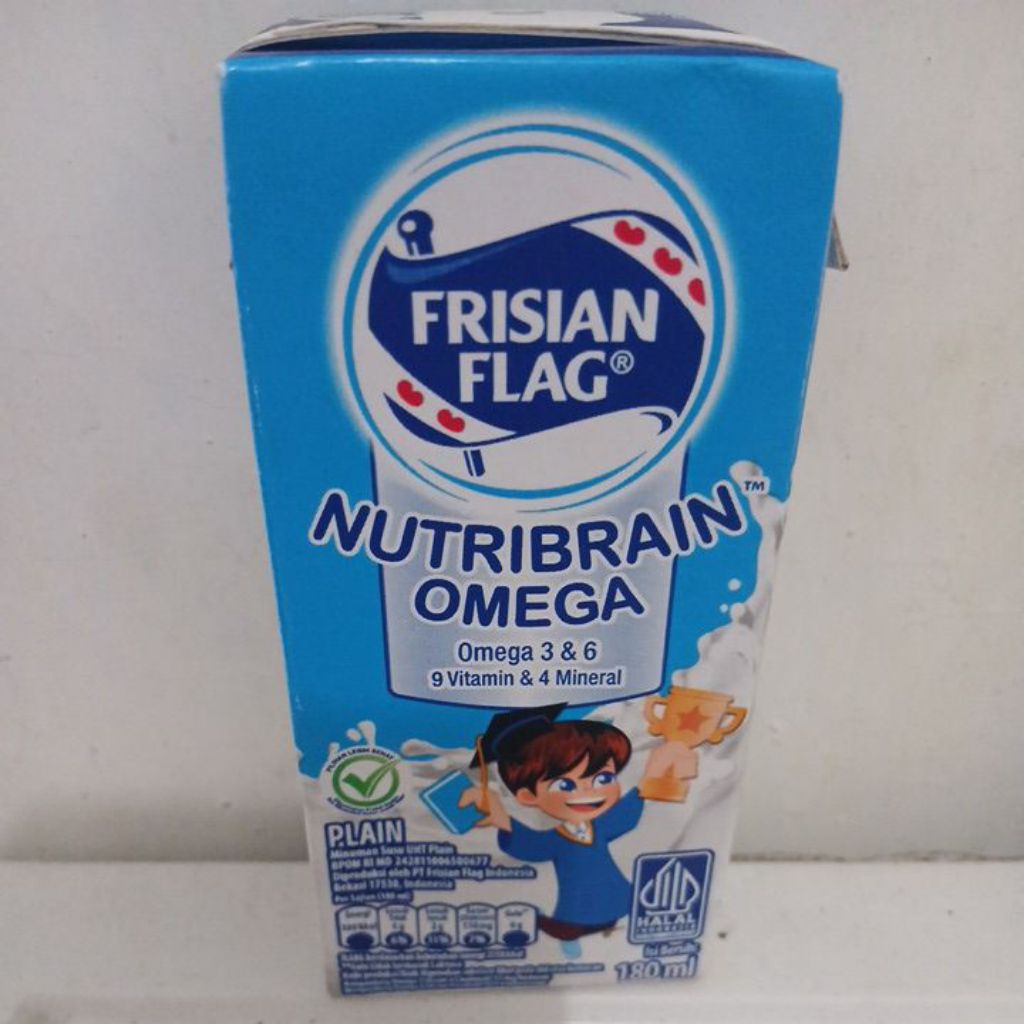 SUSU KOTAK FRISIAN FLAG NUTRIBRAIN OMEGA, MILKY COKELAT-STROBERI 180ml - Susu Cair Siap Minum