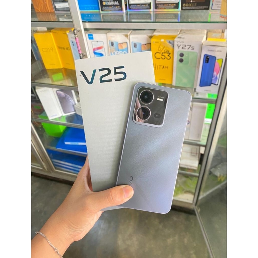 Hp Seken Vivo V25 5G ram 8/256 Ori Fullset