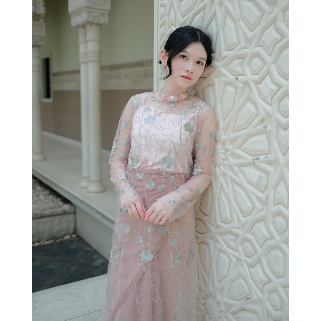 Abinaya - Nona Tunik | mewah cantik elegan kondangan pesta kekinian brokat lace