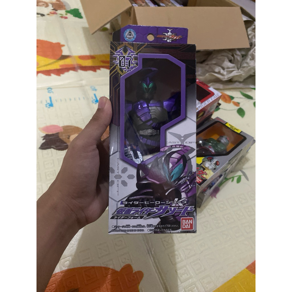 kamen rider masked Kamen Rider Kabuto Scorpion Gashapon Action Figure Original BANDAI