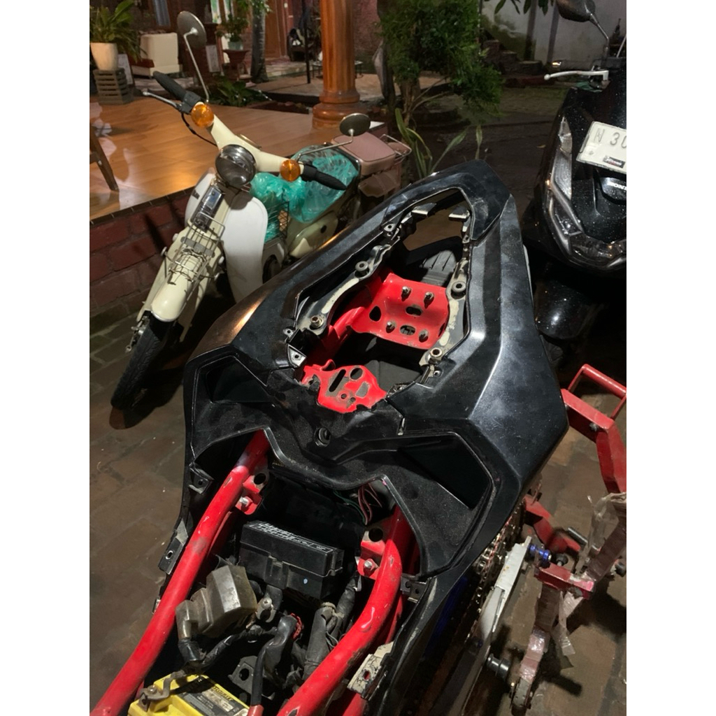 Body belakang set cbr250rr