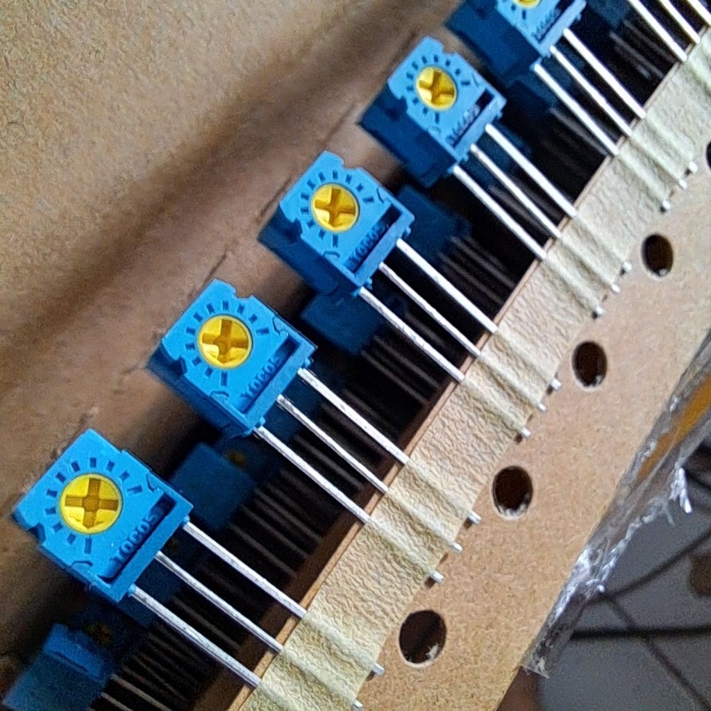 vr 500 ohm 501 trimpot ORIGINAL TOCOS JAPAN