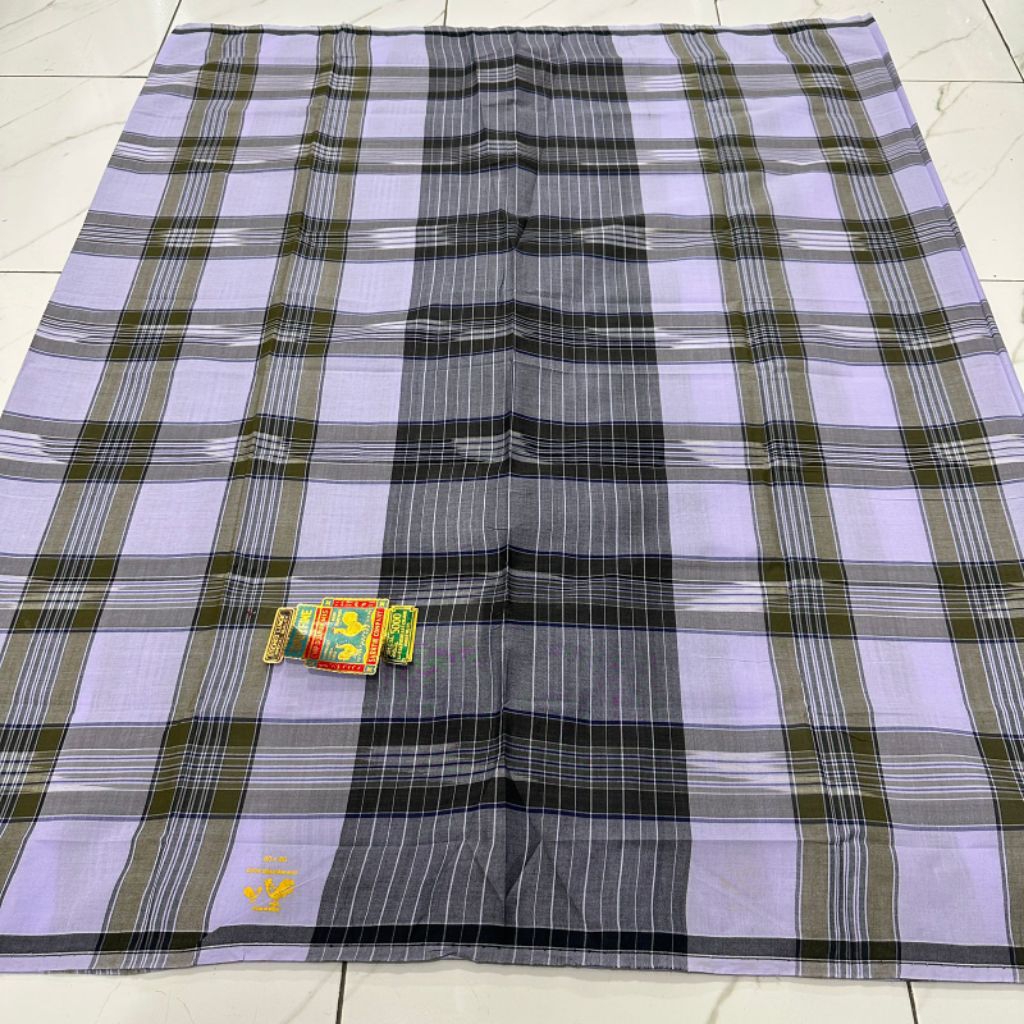 SARUNG CAP AYAM 1 dan 2 PUTIH MOTIF KOTAK KOTAK