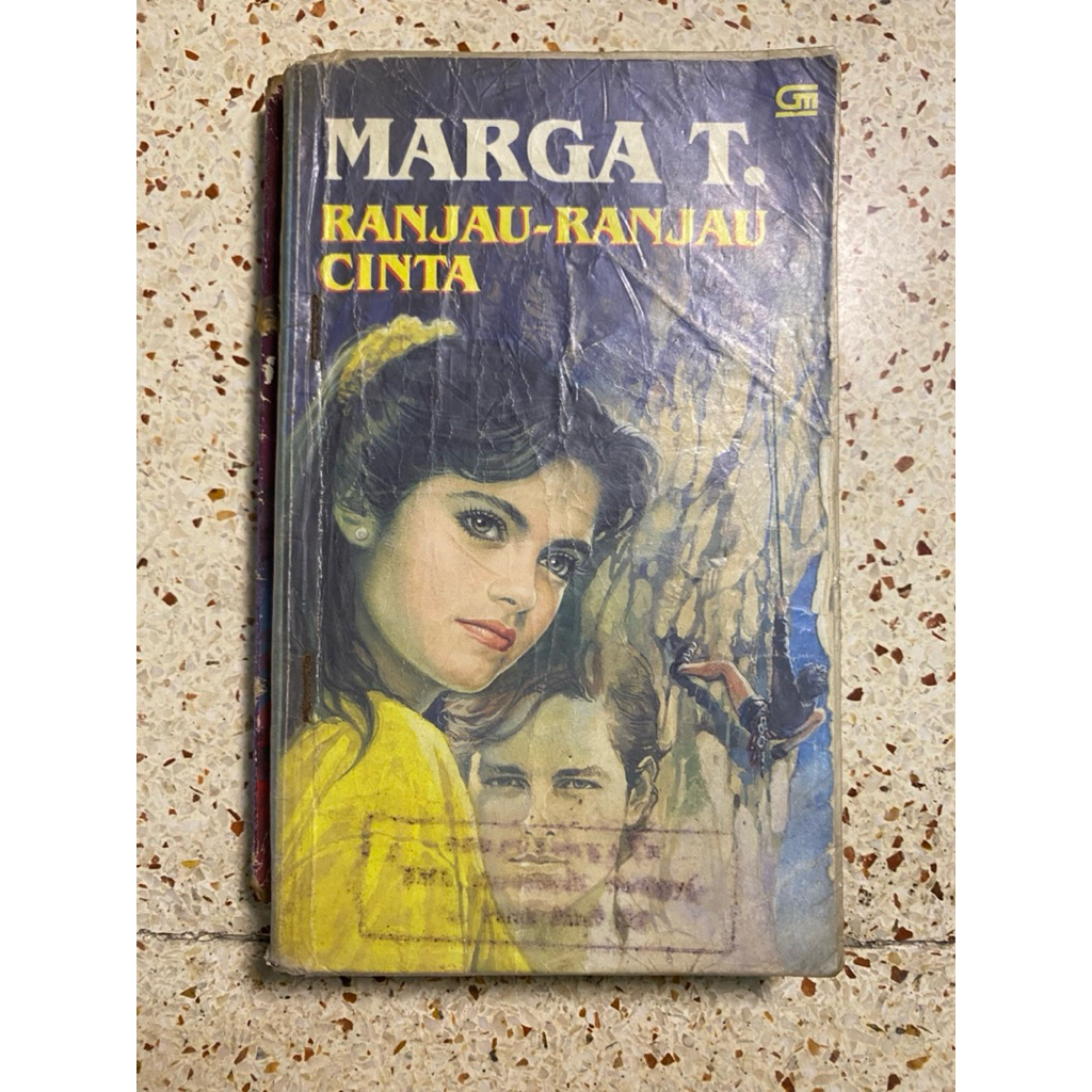 NOVEL MARGA T. RANJAU RANJAU CINTA