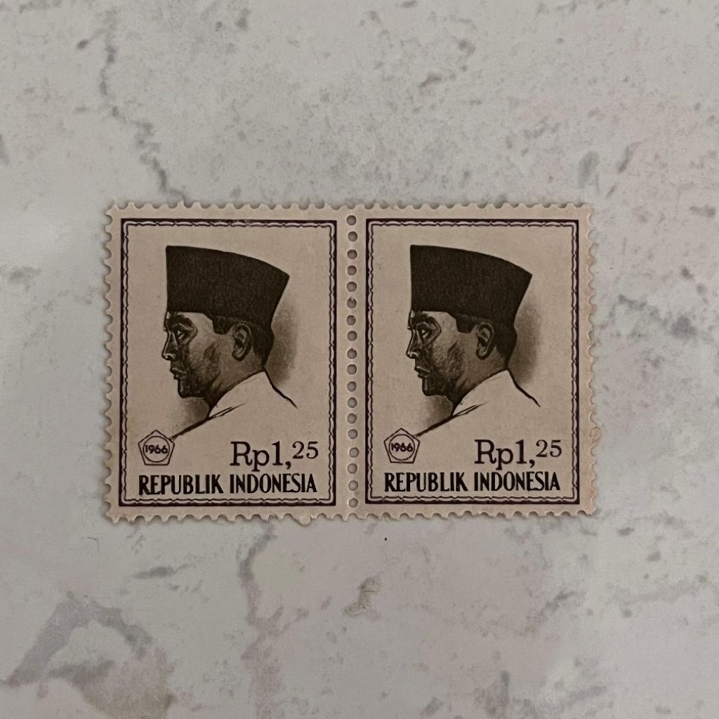 [Set 2 Lembar] Perangko Indonesia Kuno 1.25 Rupiah Soekarno 1966 Mint - Stamp