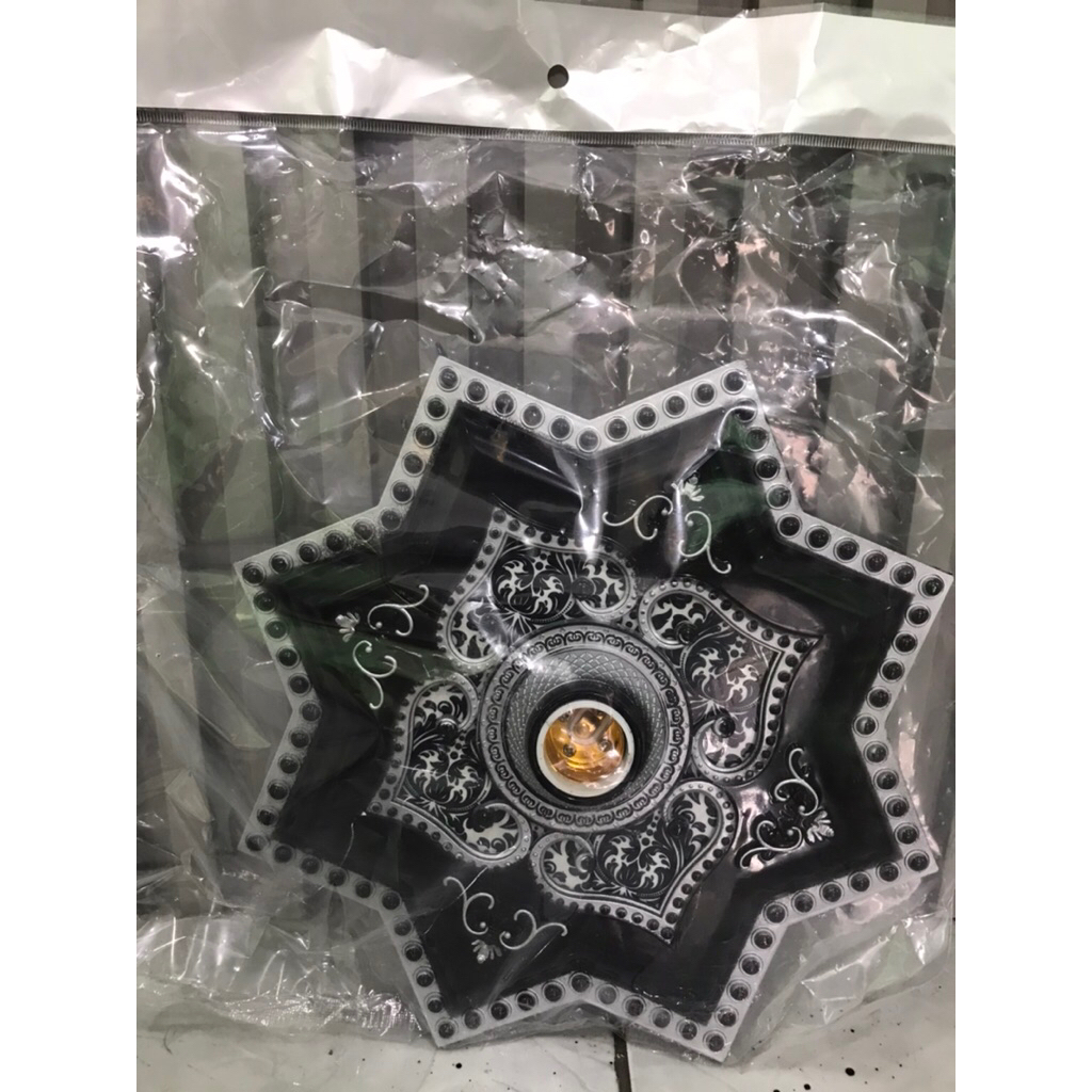 ORNAMEN LAMPU UK 30X30