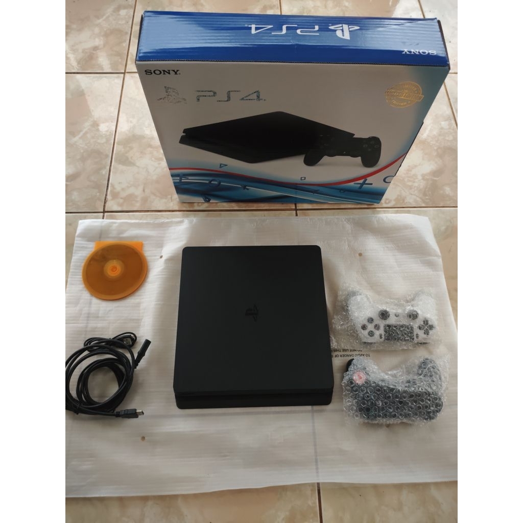 PS 4 slim HEN