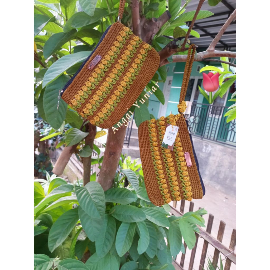AY craft Dompet HP rajut motif bunga tulip