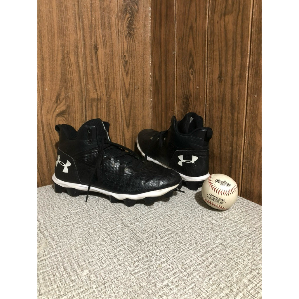 sepatu baseball softball slowpitch