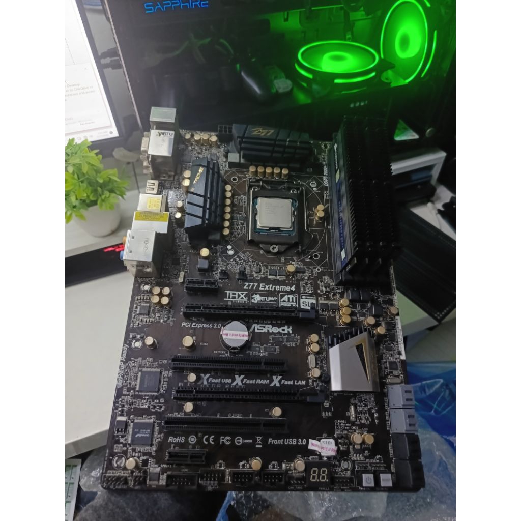 AsRock Z77 Extreme4 + intel i5 3450 + Ram 12Gb