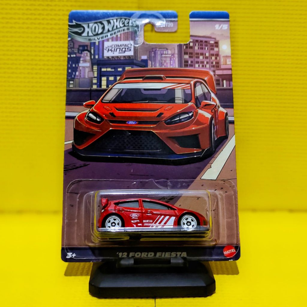 Hot Wheels '12 Ford Fiesta Red Compact King Series