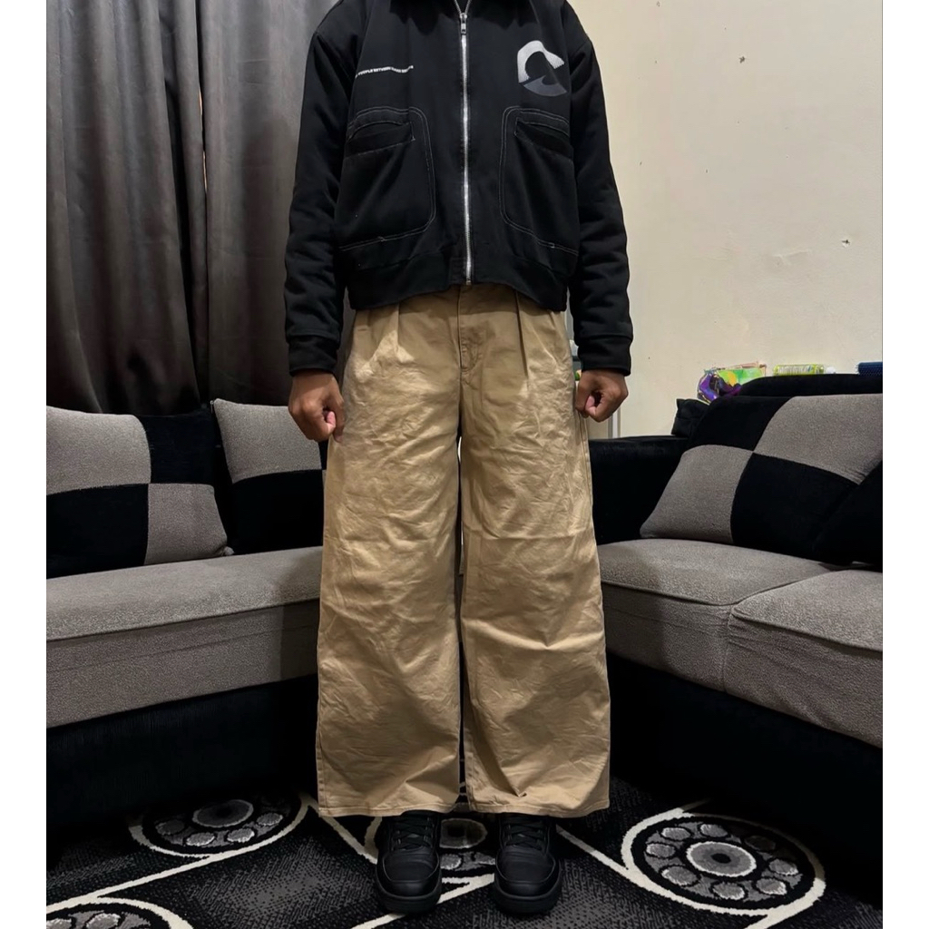 GU Uniqlo Baggy Fit