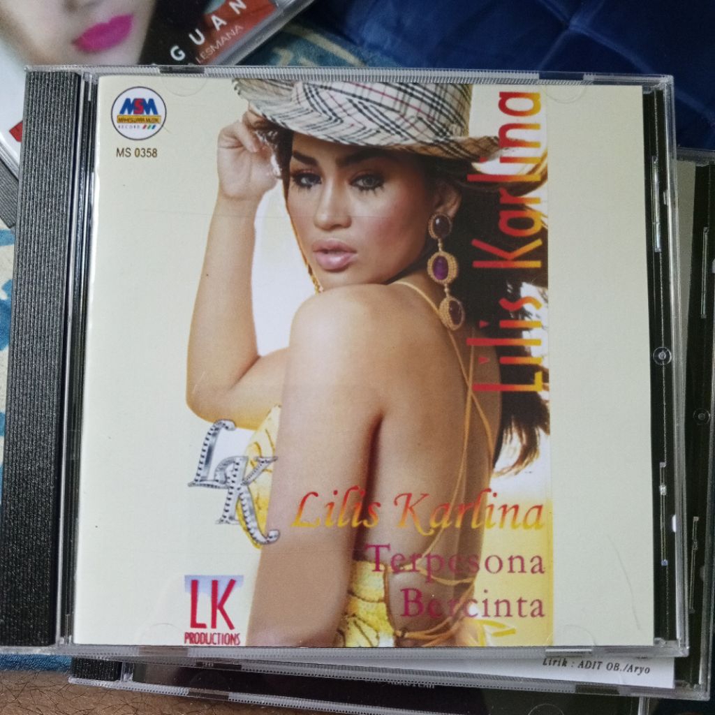 CD LILIS KARLINA TERPESONA