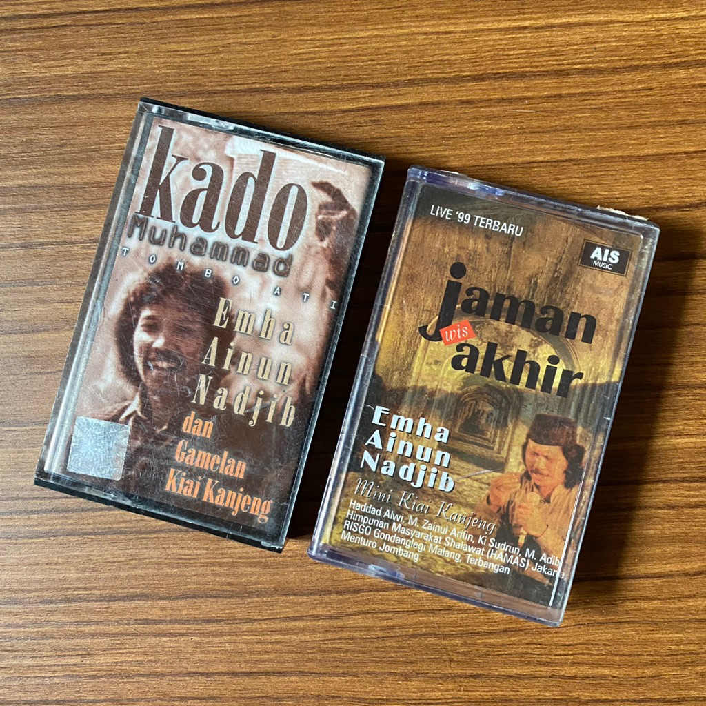 KASET PITA EMHA AINUN NADJIB ( SEPAKET 2 ALBUM )