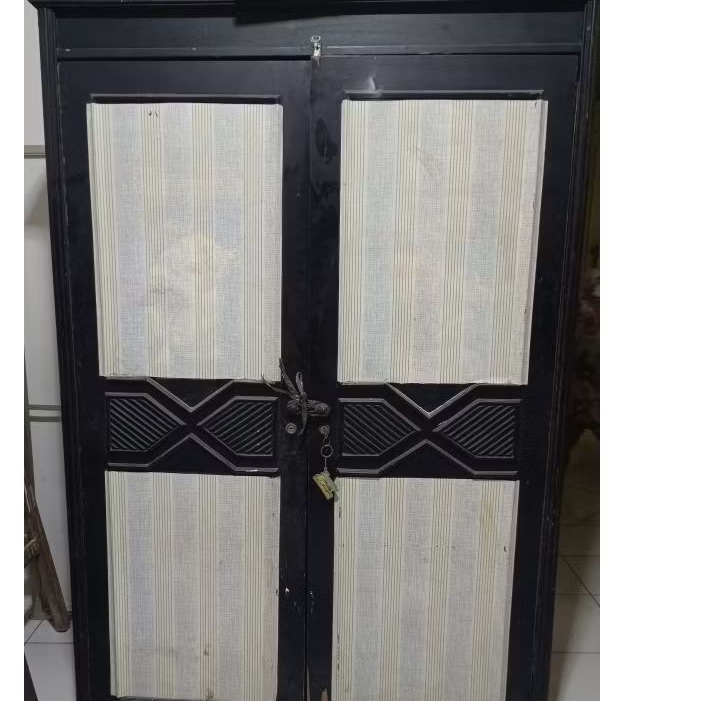 lemari pakaian lemari Kayu hitam estetik murah second jumbo