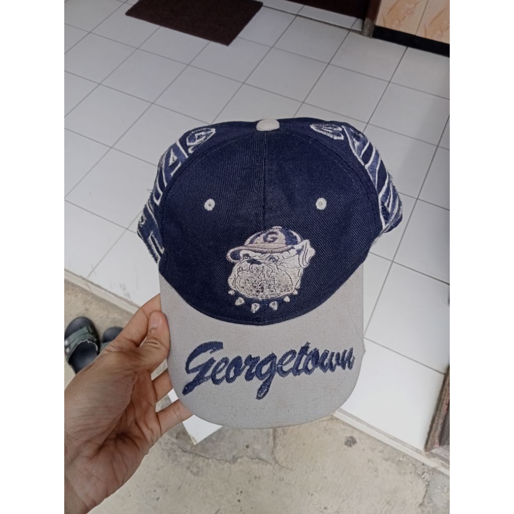 topi hoyas