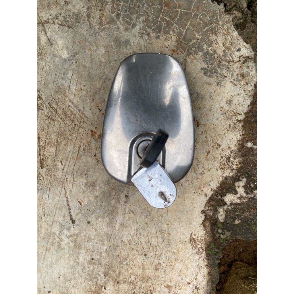 KUNCI KONTAK KEY SET PLUS TUTUP TANGKI SUZUKI THUNDER 125 ORIGINAL