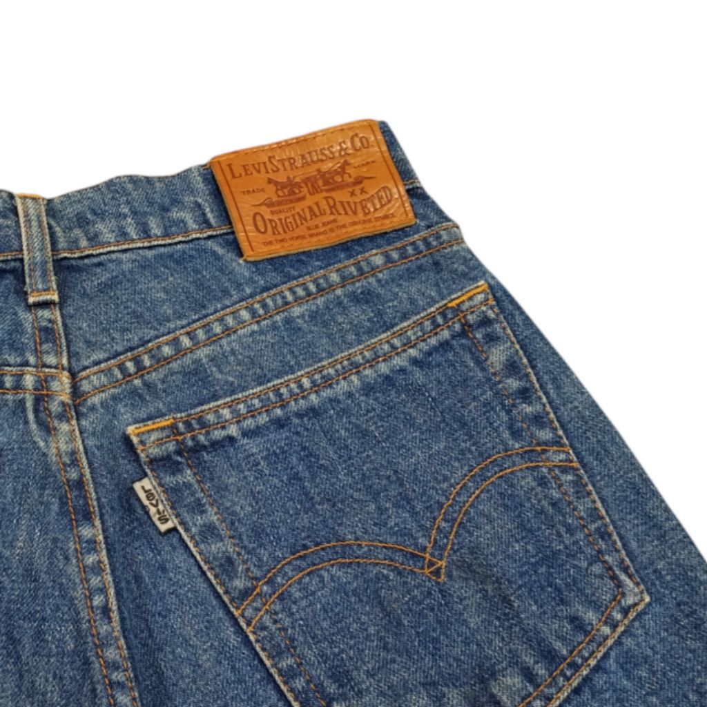 CELANA JEANS LEVIS WHITE TAB SECOND SIZE 28