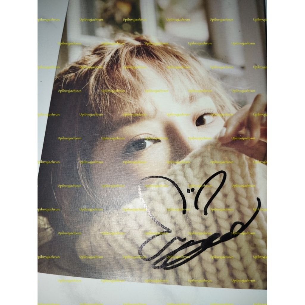 [READY STOCK] SIGNED ALBUM SNSD TAEYEON
