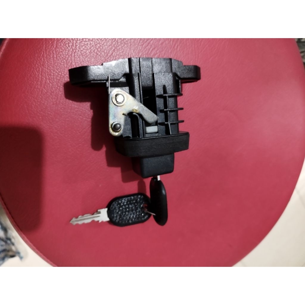 Fiat Uno 2 Kunci Bagasi Original