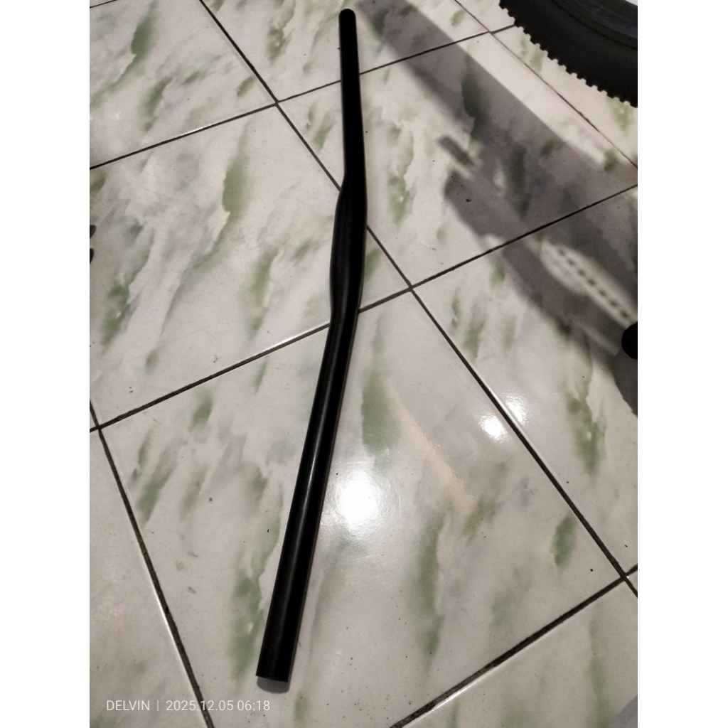 Handlebar Flat RaceFace Carbon Black 740 mm